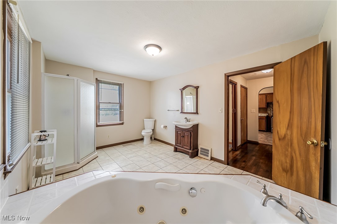 808 Harriet Street, Lorain, Ohio image 18