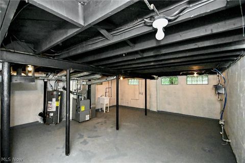 Tiny photo for 542 Montgomery Street, Akron, OH 44305 (MLS # 5209564)