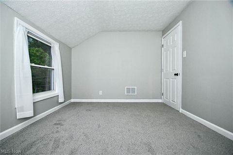 Tiny photo for 542 Montgomery Street, Akron, OH 44305 (MLS # 5209564)