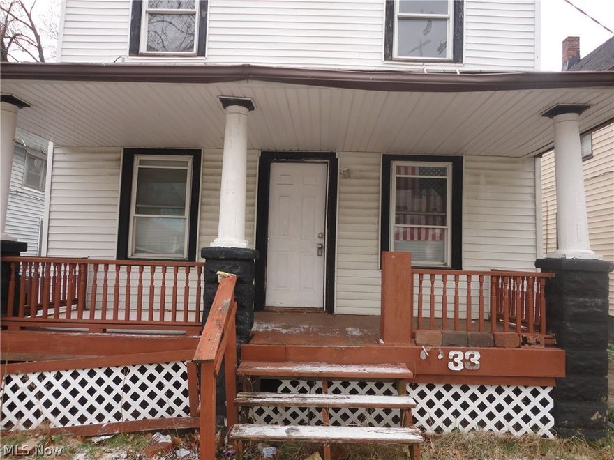 This could be a real money maker with some interior work and TLC. Rents in the area go from $400.00 to $600.00 per month!! 2 furnaces and hot water tanks. Glass block and some newer windows. 2 porches.