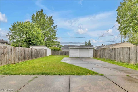 Tiny photo for 7614 Spring Garden Road, Parma, OH 44129 (MLS # 5221368)