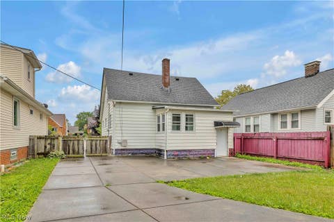Tiny photo for 7614 Spring Garden Road, Parma, OH 44129 (MLS # 5221368)