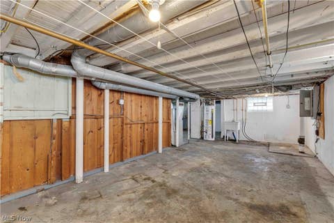 Tiny photo for 7614 Spring Garden Road, Parma, OH 44129 (MLS # 5221368)