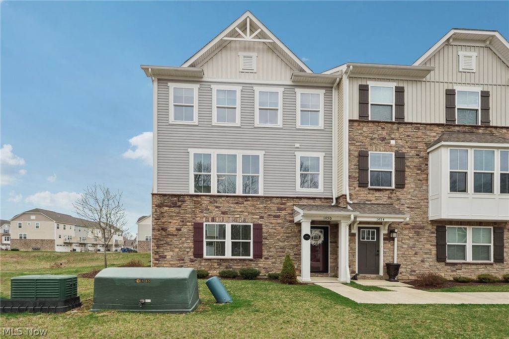 Photo of 1450 Caymus Court, Avon, OH 44011 (MLS # 5196825)