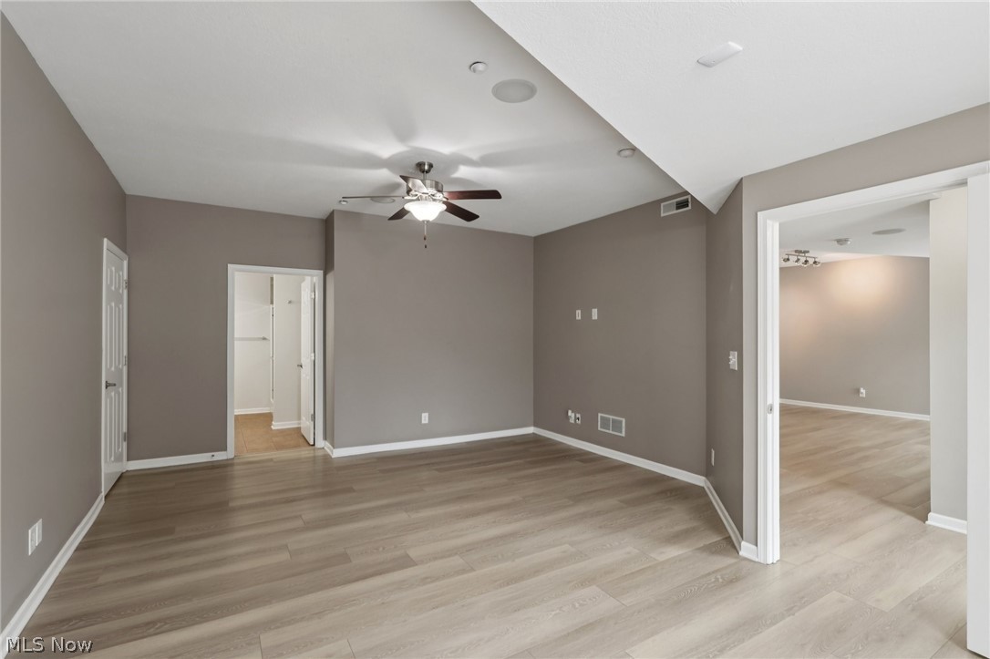 Battery Park Twnhms Condo - Residential