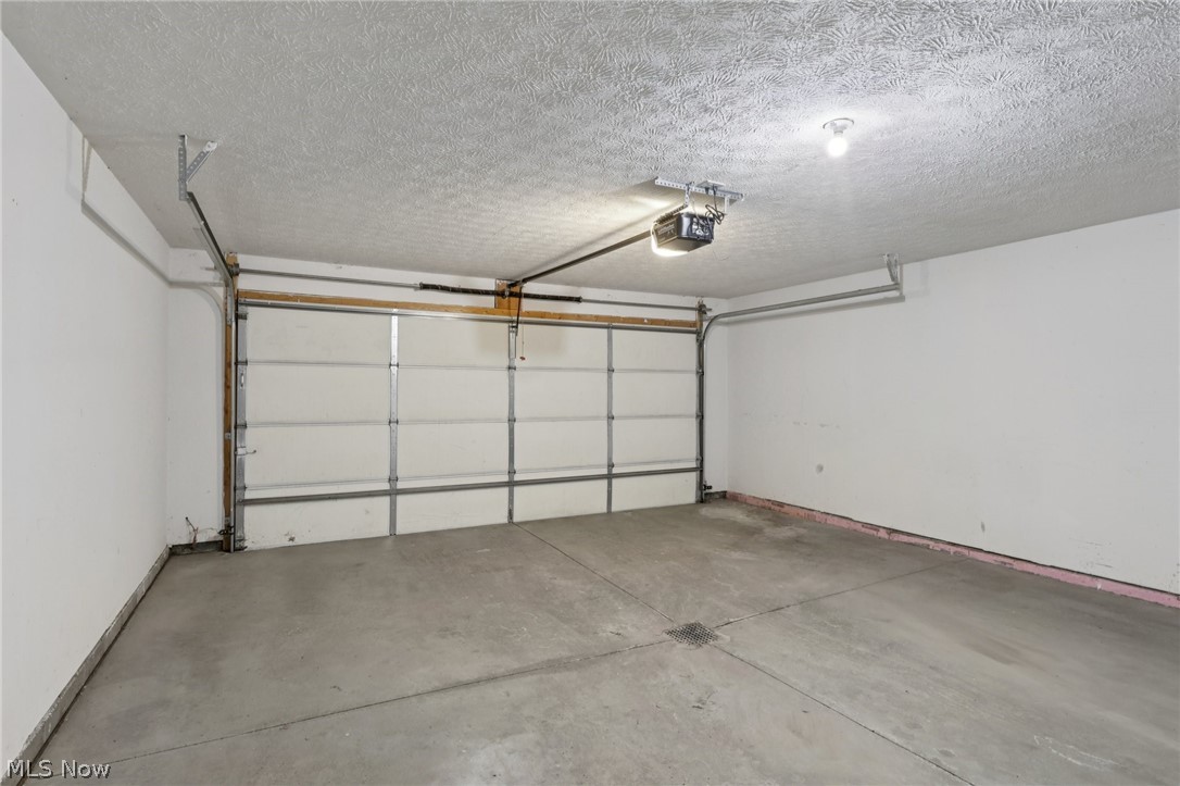 Battery Park Twnhms Condo - Residential