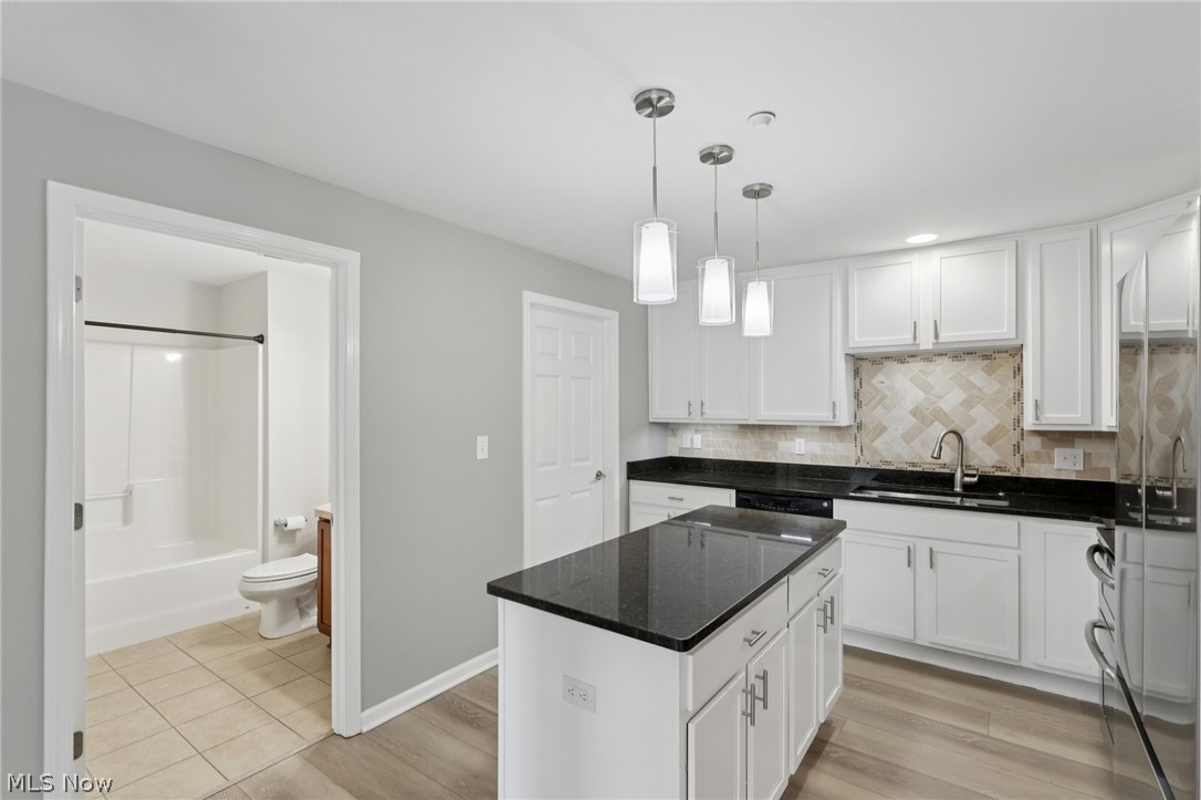 Battery Park Twnhms Condo - Residential