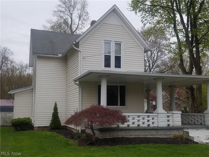 This well maintained home sits on a extra large lot ( 1and a half lots). It has a large yard and an oversized 2 car garage. The back yard is fenced making it great for children or a dog.