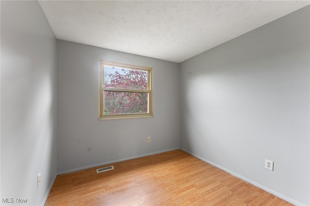 5651 Tulane Avenue, Youngstown, Ohio image 14