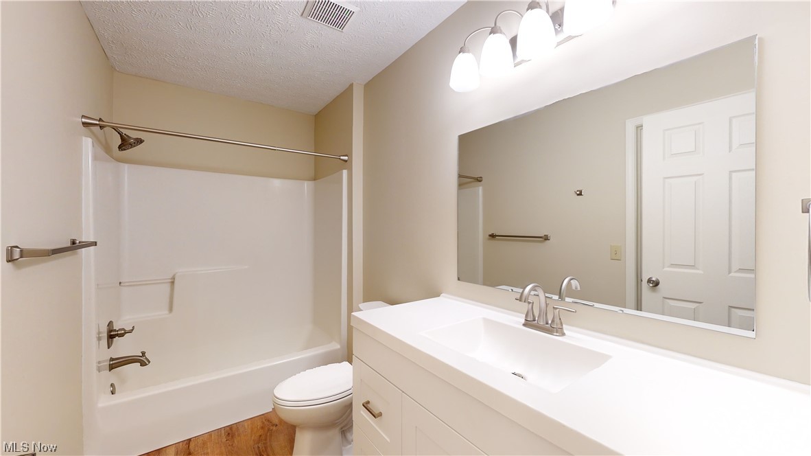 Ravenna Blgd Co - Residential