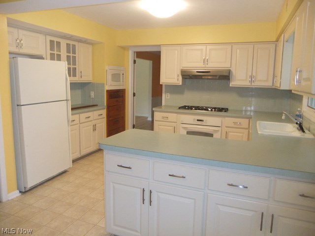 HILLS N DALES - Residential Lease