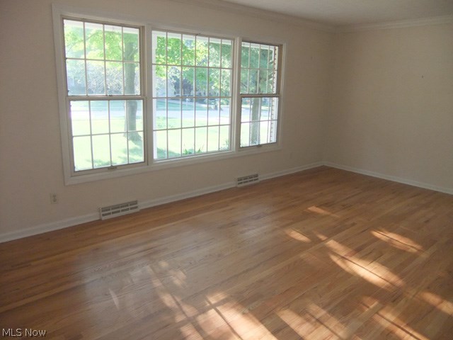 HILLS N DALES - Residential Lease