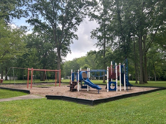 Inwood Beach 02 - Residential