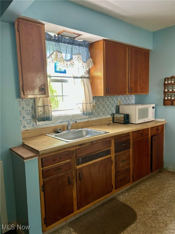 Inwood Beach 02 - Residential