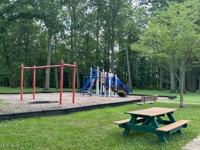 Inwood Beach 02 - Residential