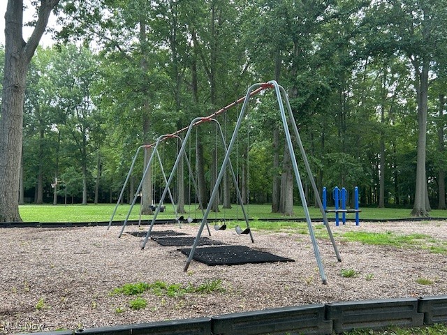 Inwood Beach 02 - Residential