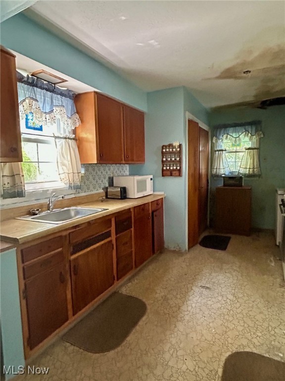 Inwood Beach 02 - Residential