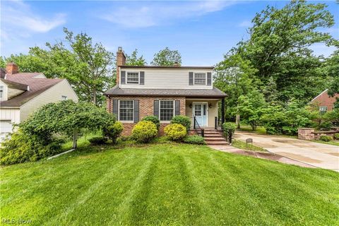 Single Family Residence in South Euclid OH 1792 Maywood Road.jpg