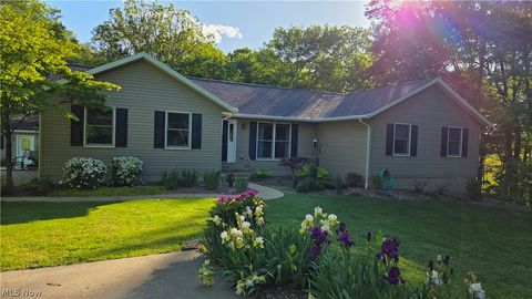 Homes For Sale - 239 Cornes Road<br/> Little Hocking, OH 45742