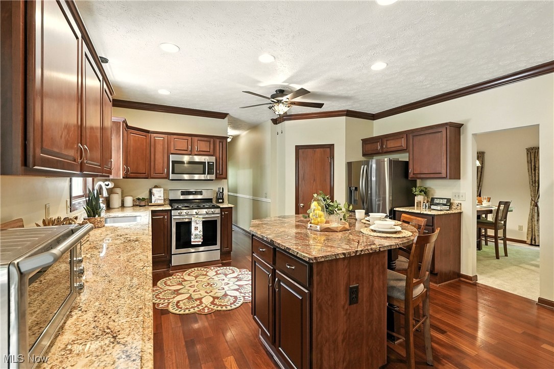 Osage Lake Estate - Residential