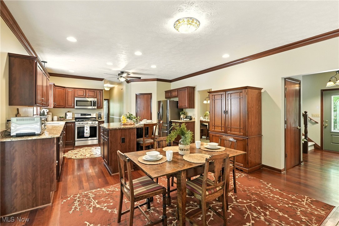 Osage Lake Estate - Residential