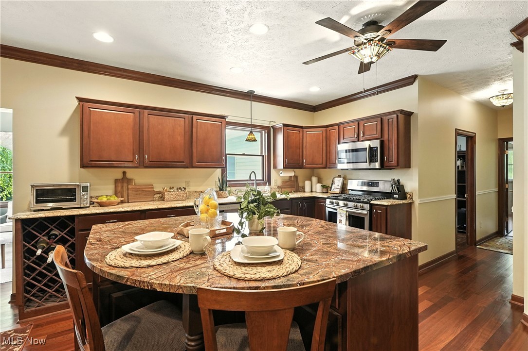 Osage Lake Estate - Residential