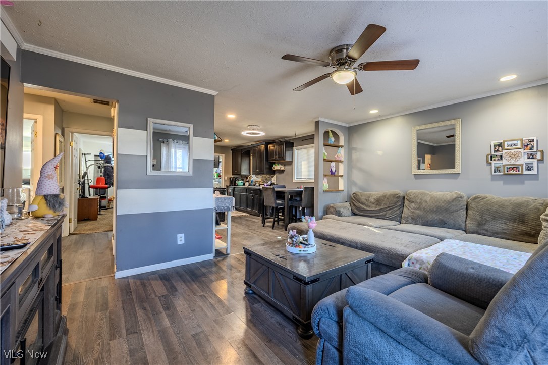 4973 Orchard Road, Mentor, Ohio image 38