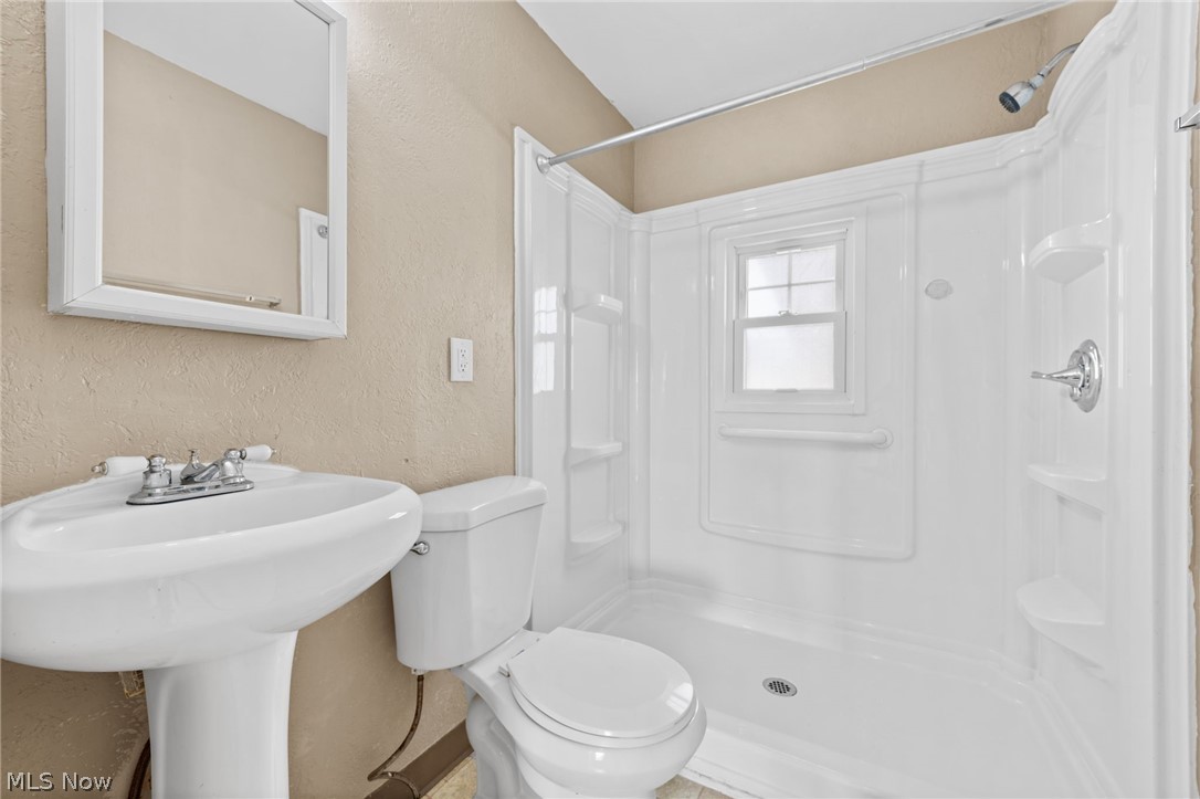 Woodlawn - Residential Lease