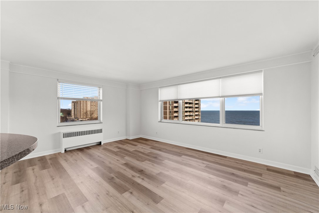 Lake House Condo - Residential