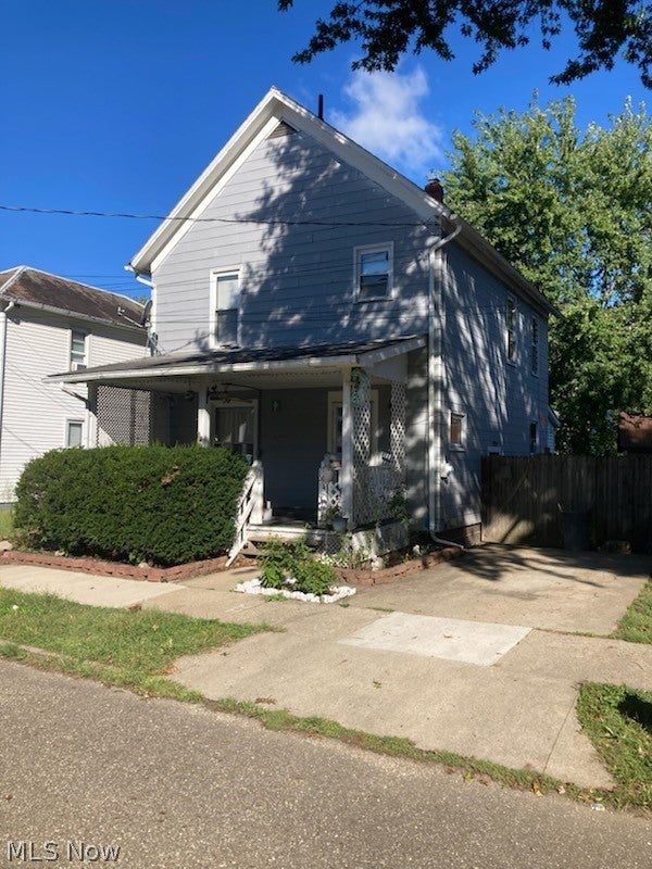 134 8th Street NE