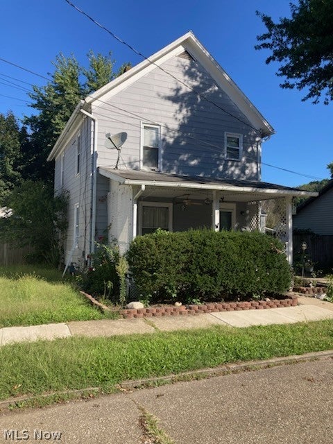 134 8th Street NE