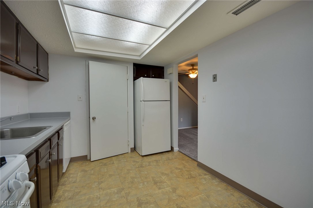 Lake/Falls Condo - Residential