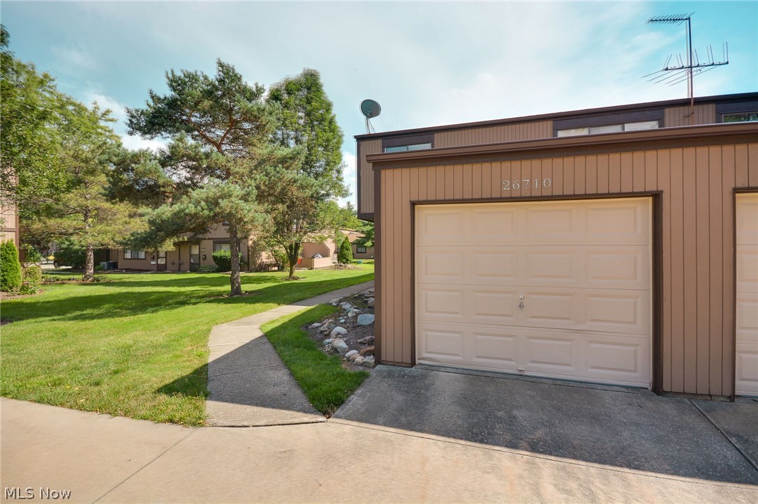 Lake/Falls Condo - Residential