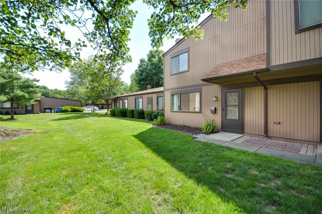 Lake/Falls Condo - Residential