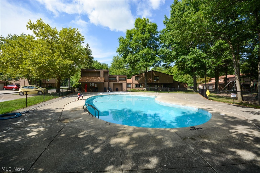 Lake/Falls Condo - Residential