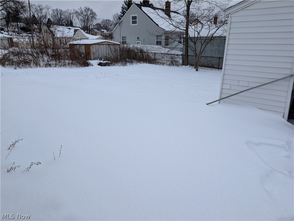 Mccourt - Residential Lease