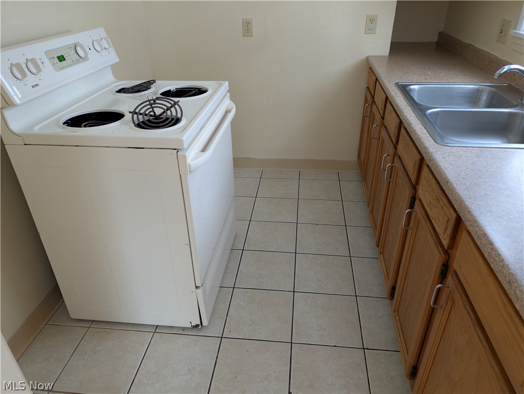 Mccourt - Residential Lease