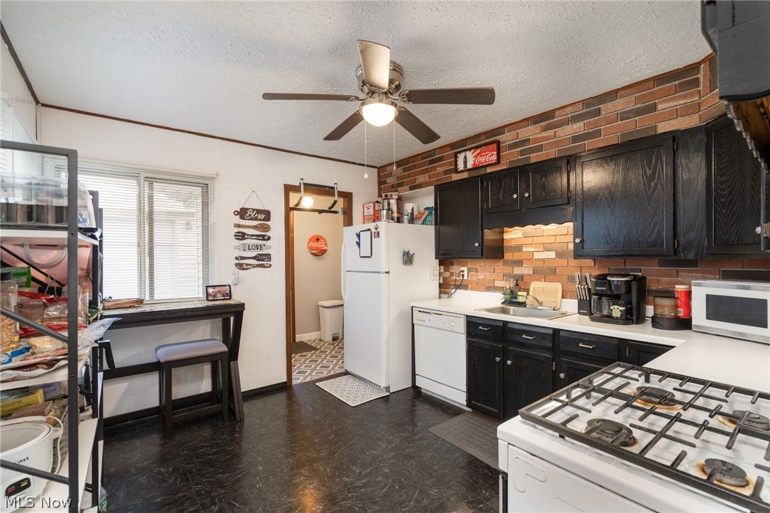 4214 Meadow Lane