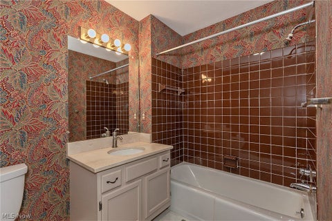Tiny photo for 12616 Cedar Road, Cleveland Heights, OH 44106 (MLS # 5233608)