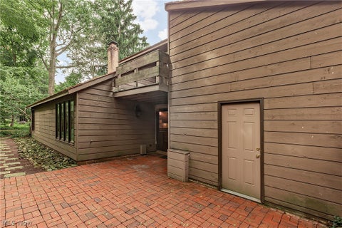 Tiny photo for 12616 Cedar Road, Cleveland Heights, OH 44106 (MLS # 5233608)