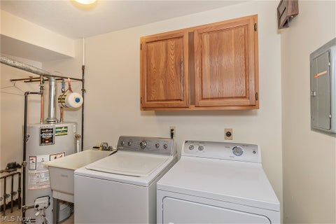 Tiny photo for 12616 Cedar Road, Cleveland Heights, OH 44106 (MLS # 5233608)