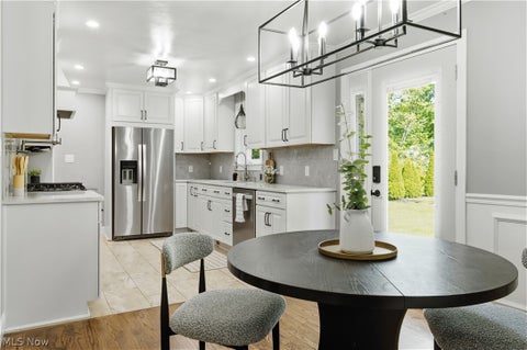Tiny photo for 6987 White Oak Drive, Hubbard, OH 44425 (MLS # 5240361)