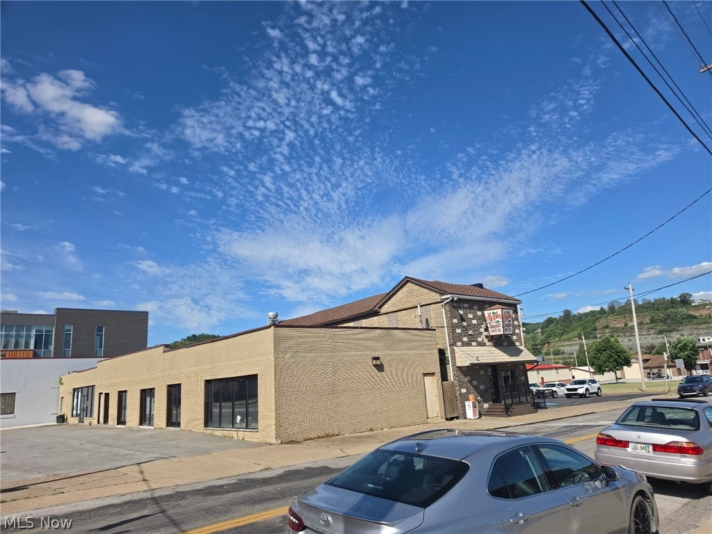 300 N 4th Street