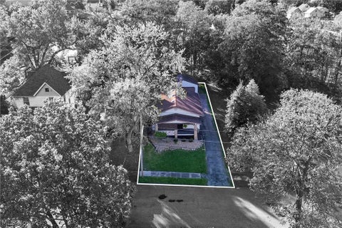 Tiny photo for 79 Hawthorne Street, Struthers, OH 44471 (MLS # 5255117)