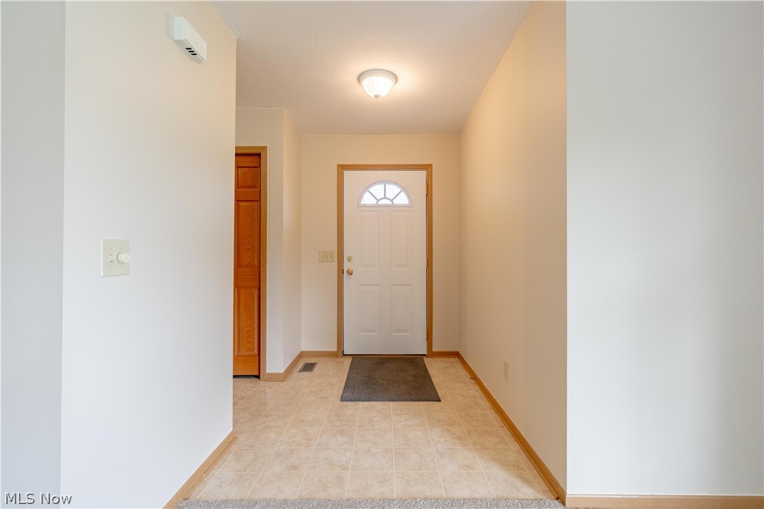 University Villa Condo Ph 03 - Residential