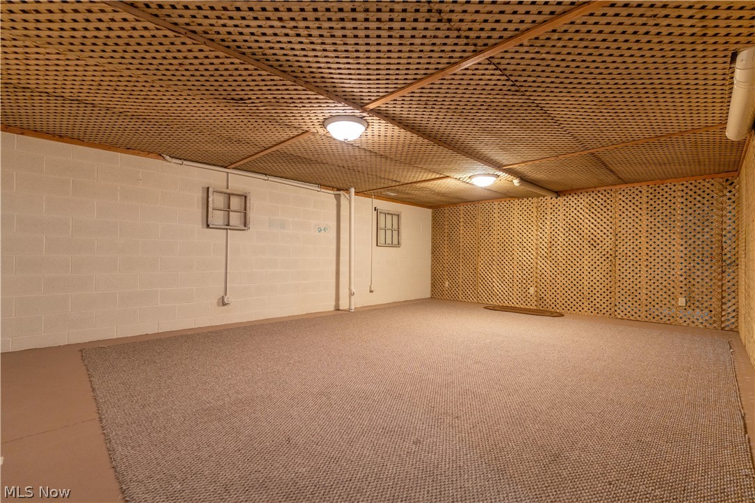 University Villa Condo Ph 03 - Residential