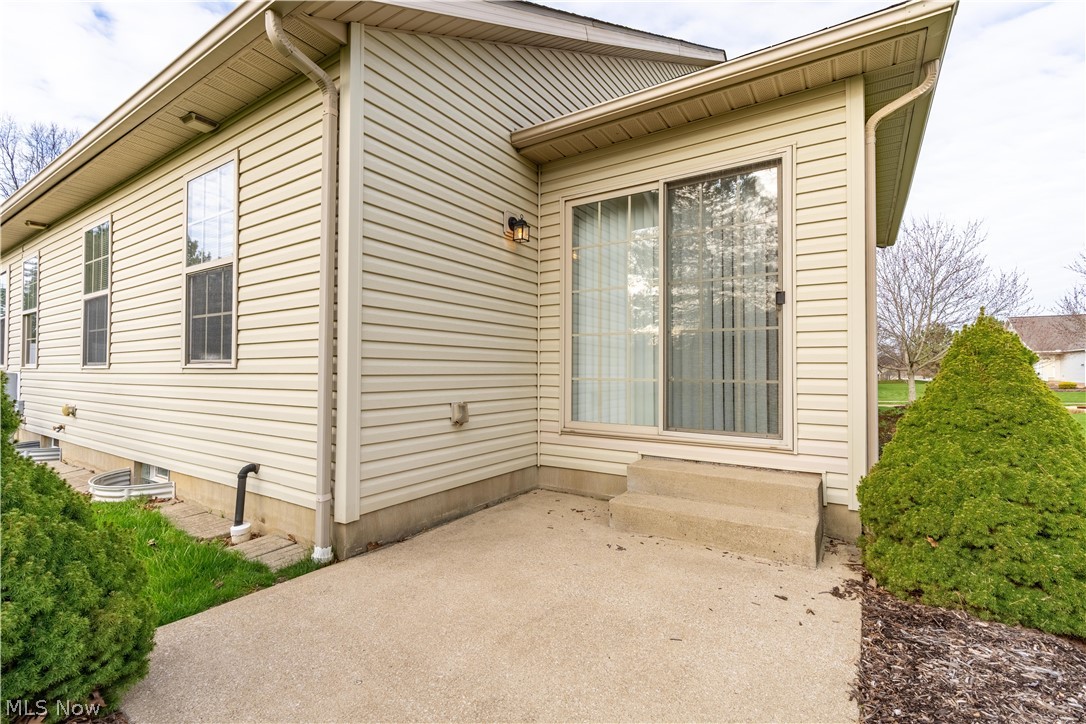 University Villa Condo Ph 03 - Residential