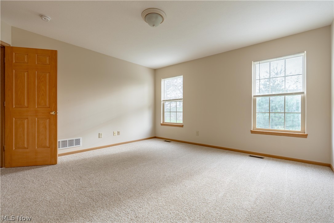 University Villa Condo Ph 03 - Residential