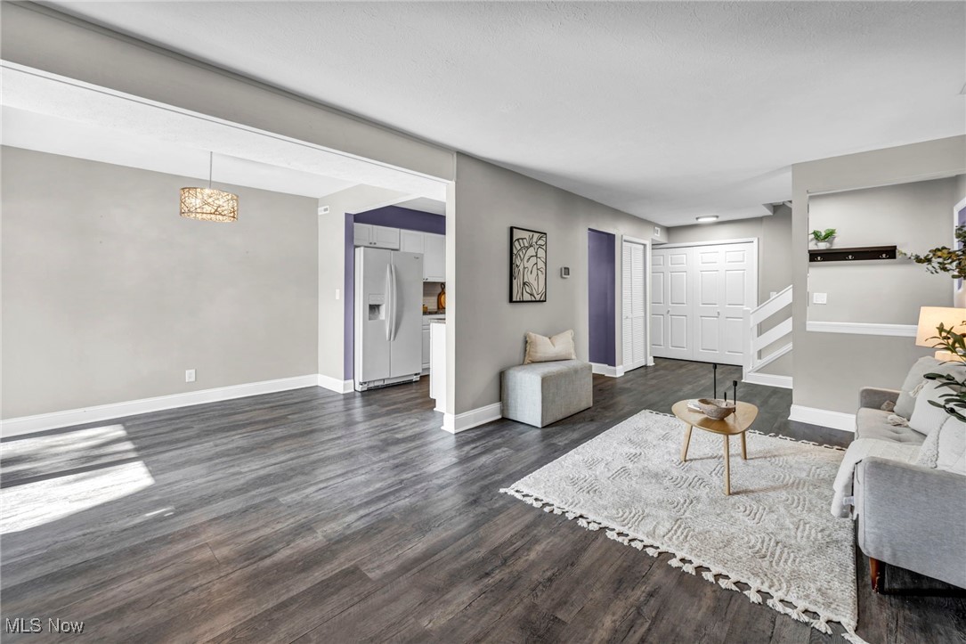 7351 Creekwood Drive