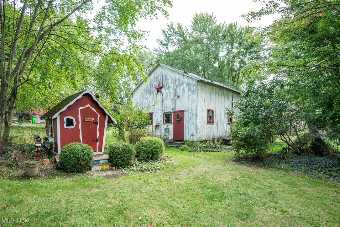396 Northeast Avenue, Tallmadge, Ohio image 5